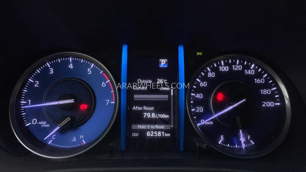 Toyota Fortuner 2024 for Sale in Dubai Image-13