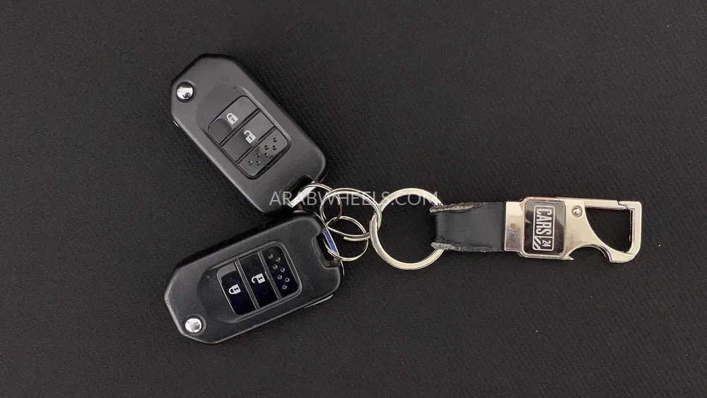 Honda CR-V 2016 for Sale in Dubai Image-25