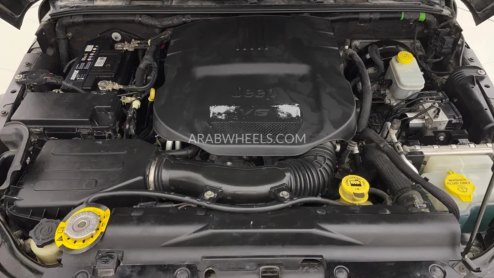 جيب رانجلر 2018 for Sale in دبي Image-9