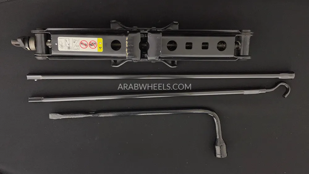 جيب رانجلر 2018 for Sale in دبي Image-28