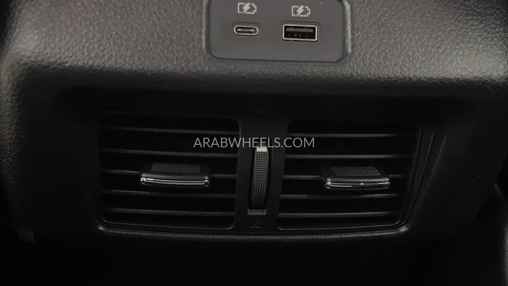 Nissan Xterra 2023 for Sale in Dubai Image-24