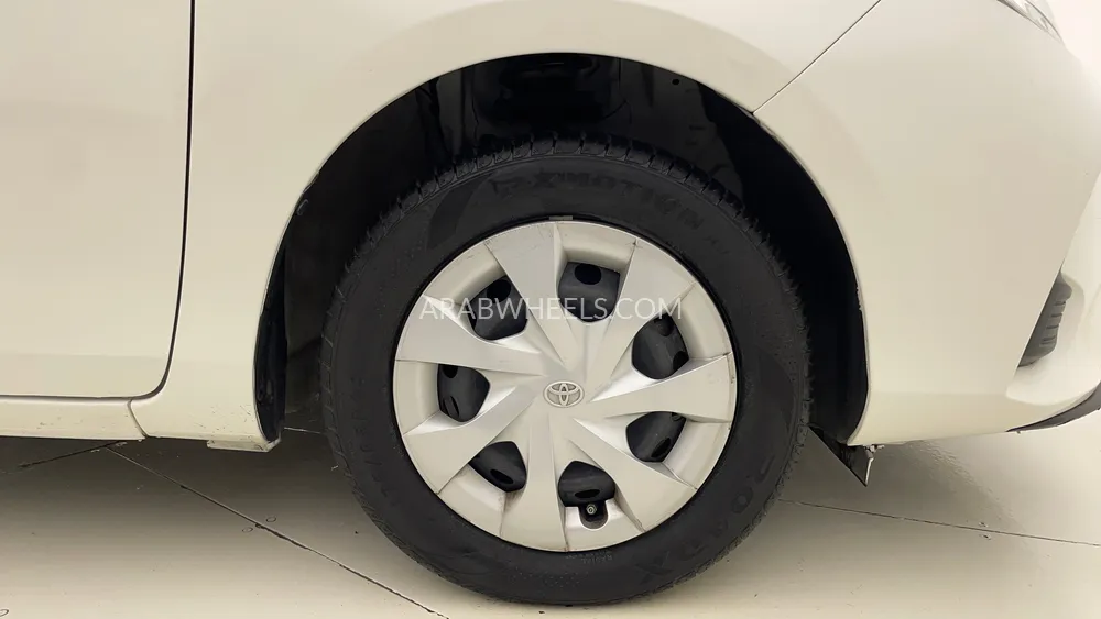 Toyota Yaris 2022 for Sale in Dubai Image-10