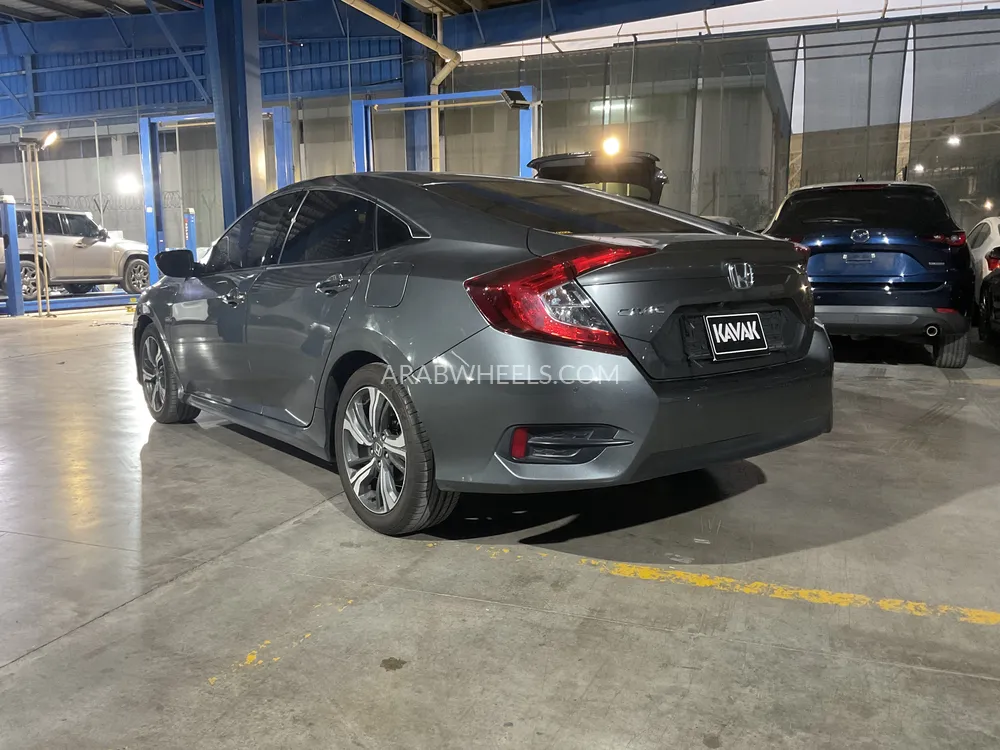 Honda Civic 2021 for Sale in Sharjah Image-4