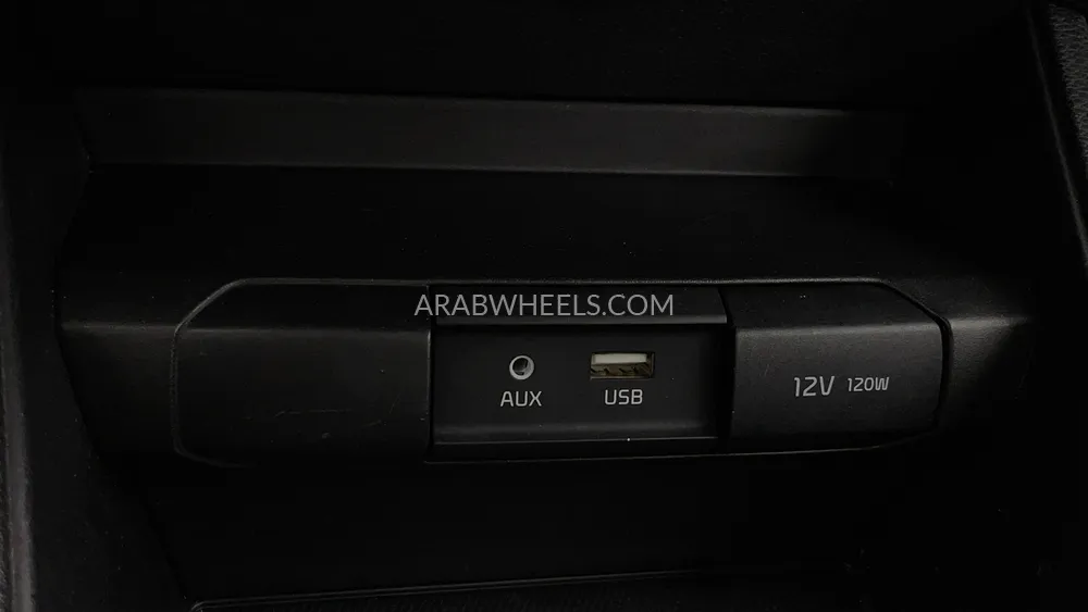 Kia Pegas 2024 for Sale in Dubai Image-36