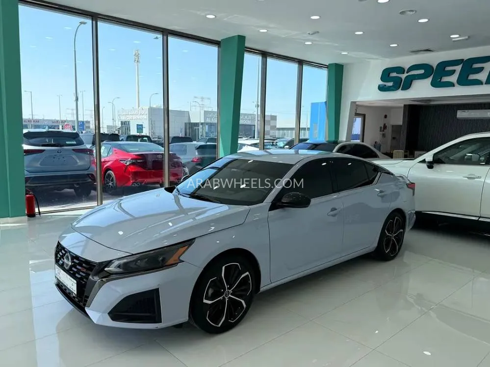 Nissan Altima 2023 for Sale in Abu Dhabi Image-4
