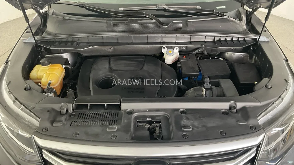Changan CS95 2022 for Sale in Sharjah Image-21