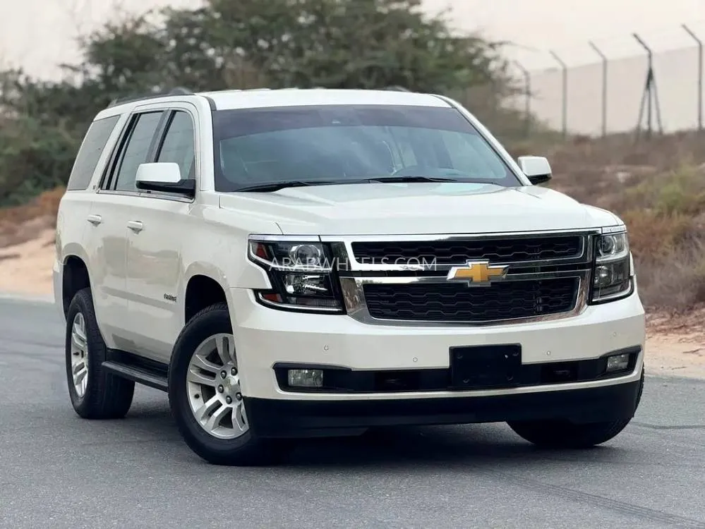 Chevrolet Tahoe 2015 for Sale in Sharjah Image-3