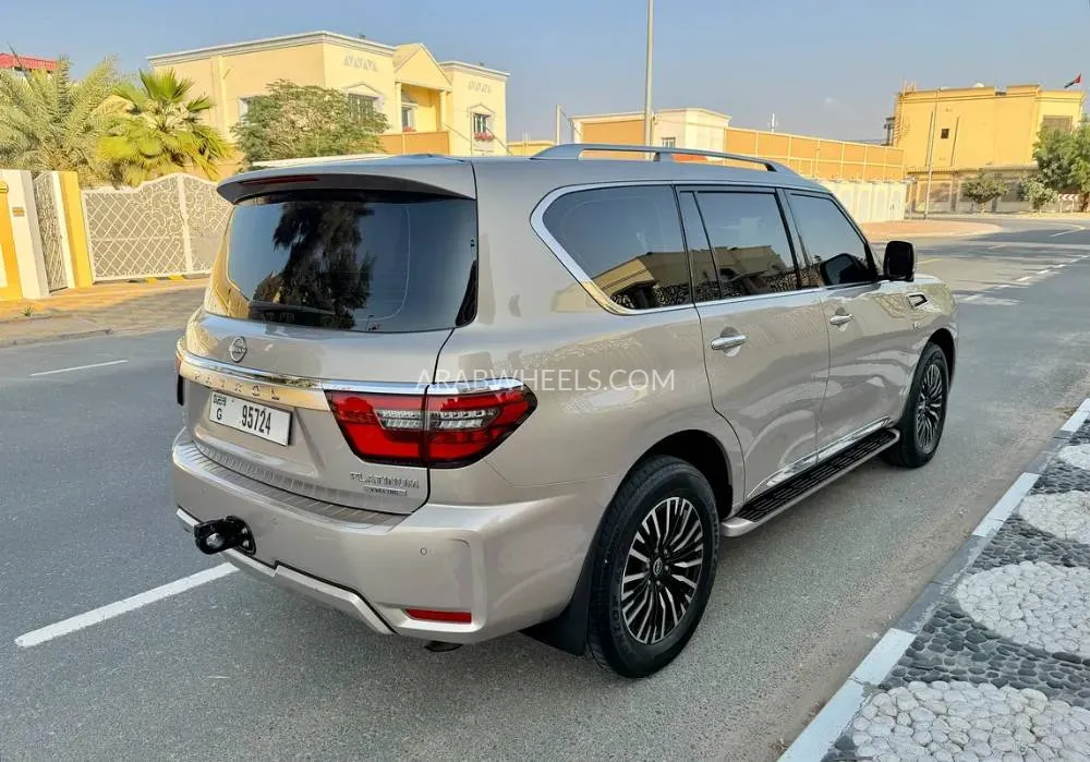 Nissan Patrol 2021 for Sale in Dubai Image-3
