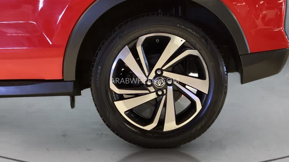 Toyota Raize 2023 for Sale in Sharjah Image-10