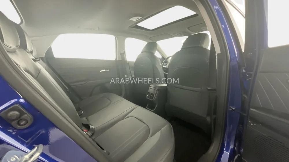 Hyundai Accent 2024 for Sale in Sharjah Image-27