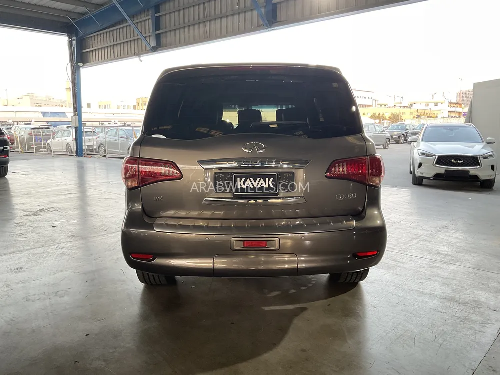 Infiniti QX80 2017 for Sale in Dubai Image-5