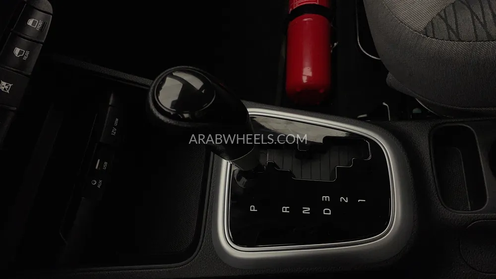 Kia Pegas 2023 for Sale in Dubai Image-18