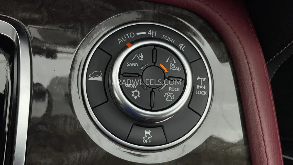 Nissan Patrol 2023 for Sale in Dubai Image-41