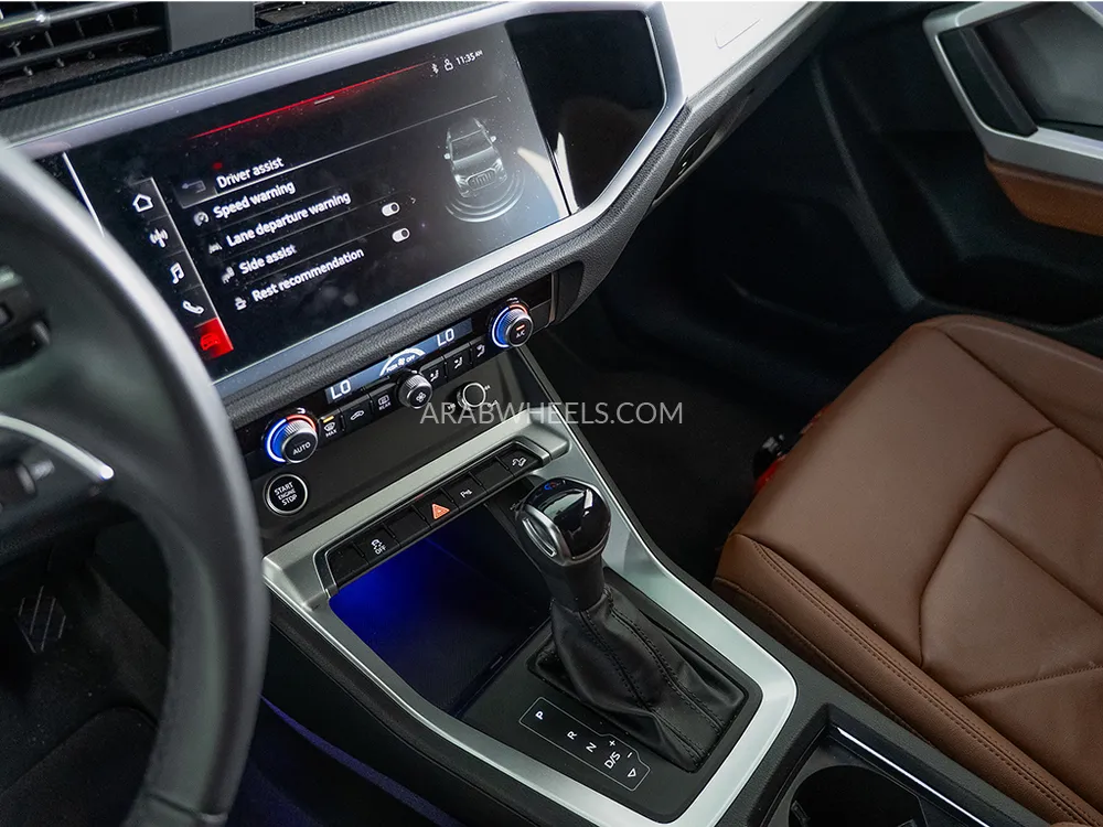 Audi Q3 2023 for Sale in Dubai Image-17