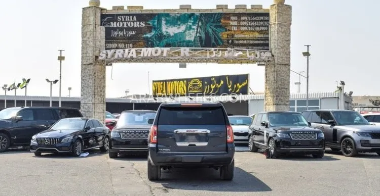 GMC Yukon 2020 for Sale in Ajman Image-6