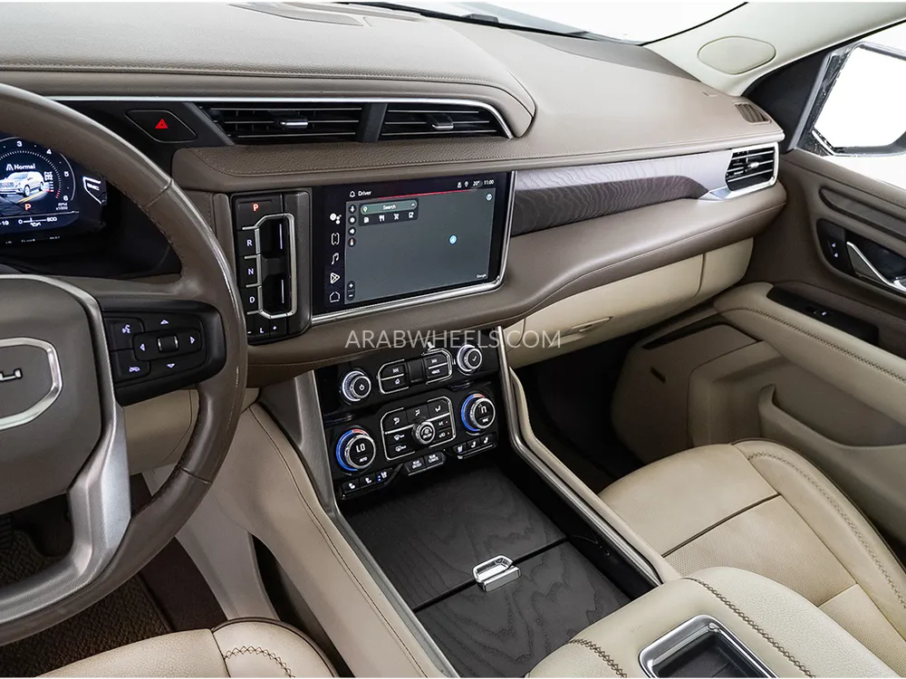 GMC Yukon 2023 for Sale in Dubai Image-9