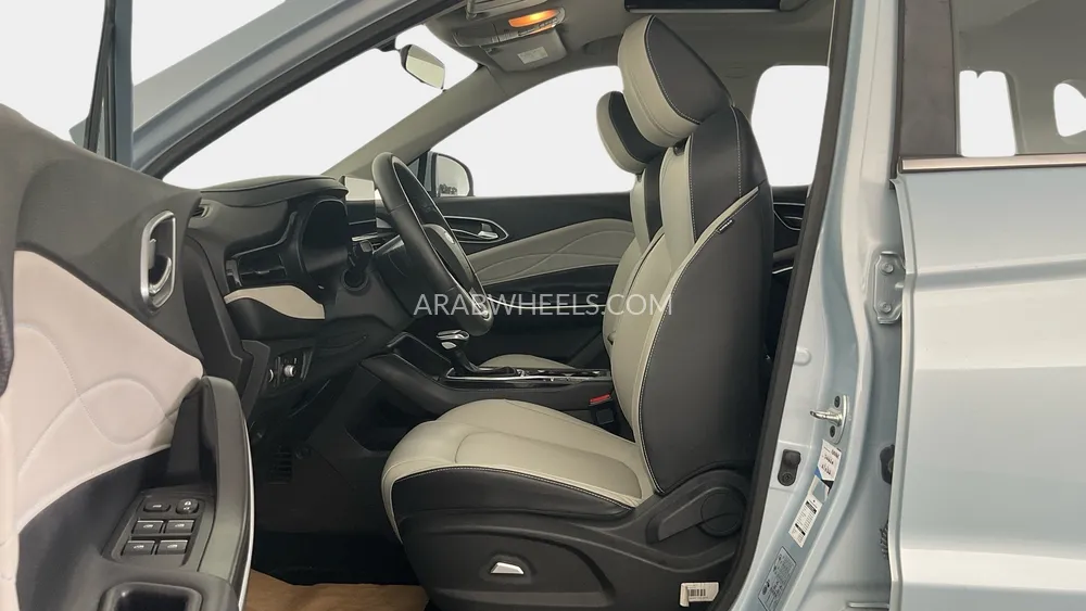 جاك JS4 2023 for Sale in دبي Image-17