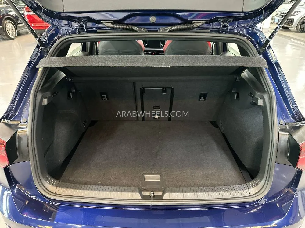  فولكس واجن جولف جي تي آي 2024 for Sale in دبي Image-12
