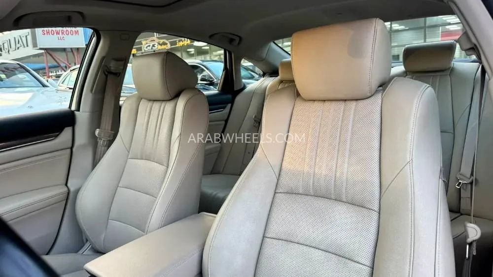 Honda Accord 2022 for Sale in Dubai Image-3
