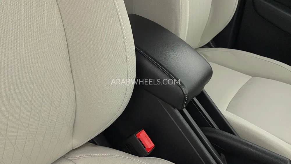 Honda City 2024 for Sale in Dubai Image-36