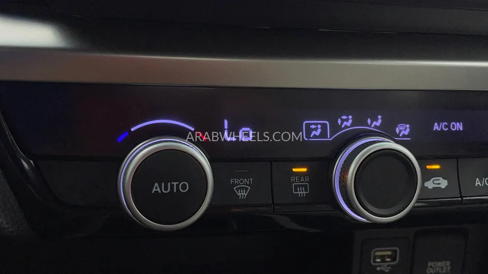 Honda City 2024 for Sale in Dubai Image-40