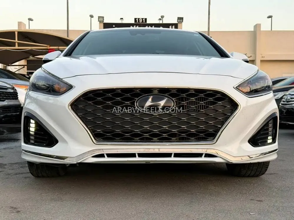 Hyundai Sonata 2018 for Sale in Dubai Image-3
