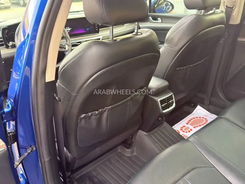 Kia K5 2024 for Sale in Ajman Image-14