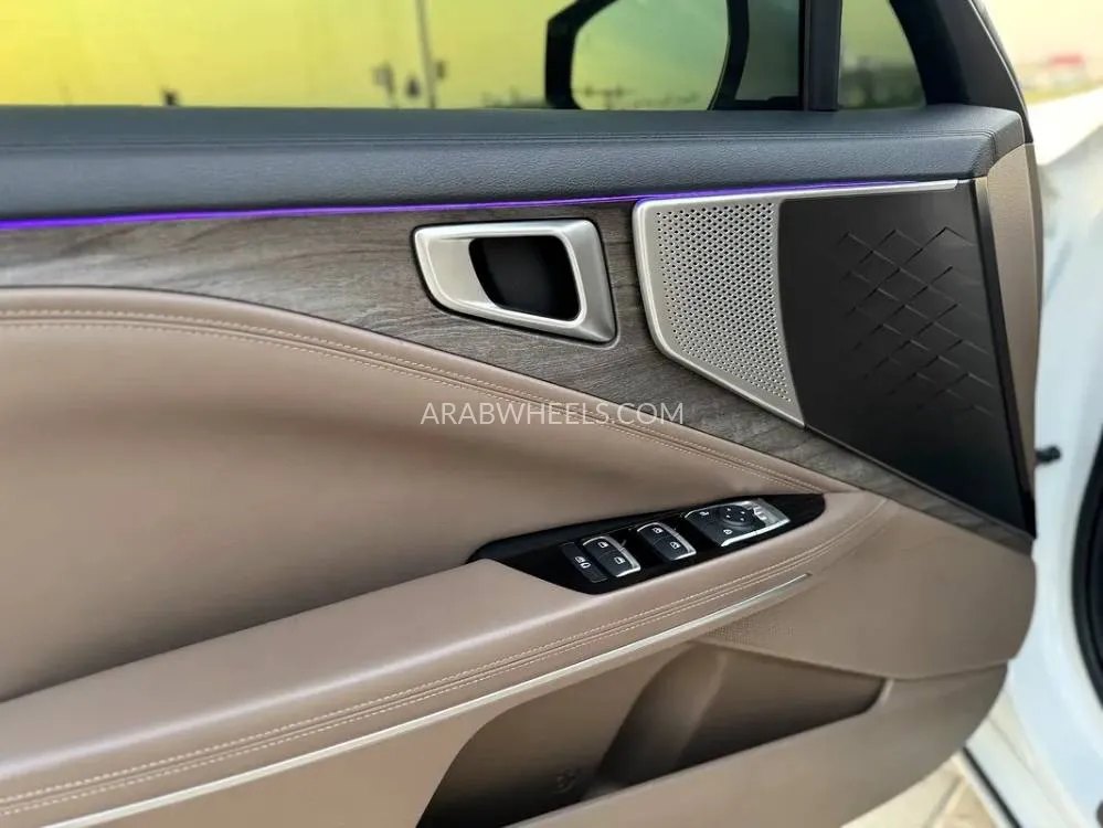 Kia K8 2022 for Sale in Sharjah Image-10