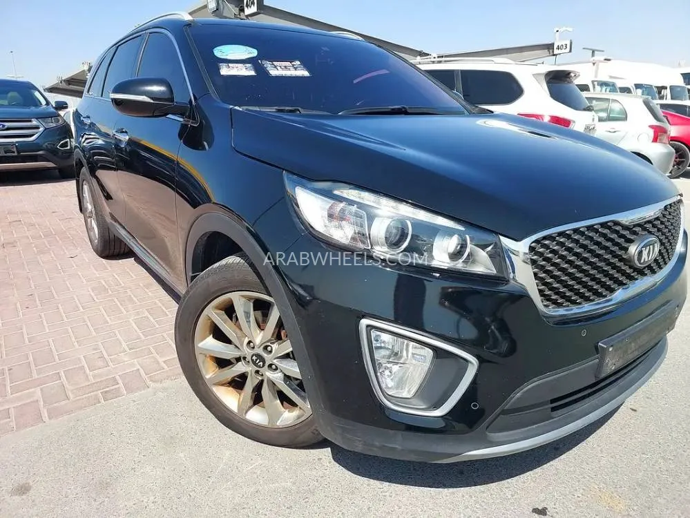Kia Sorento 2015 for Sale in Sharjah Image-6