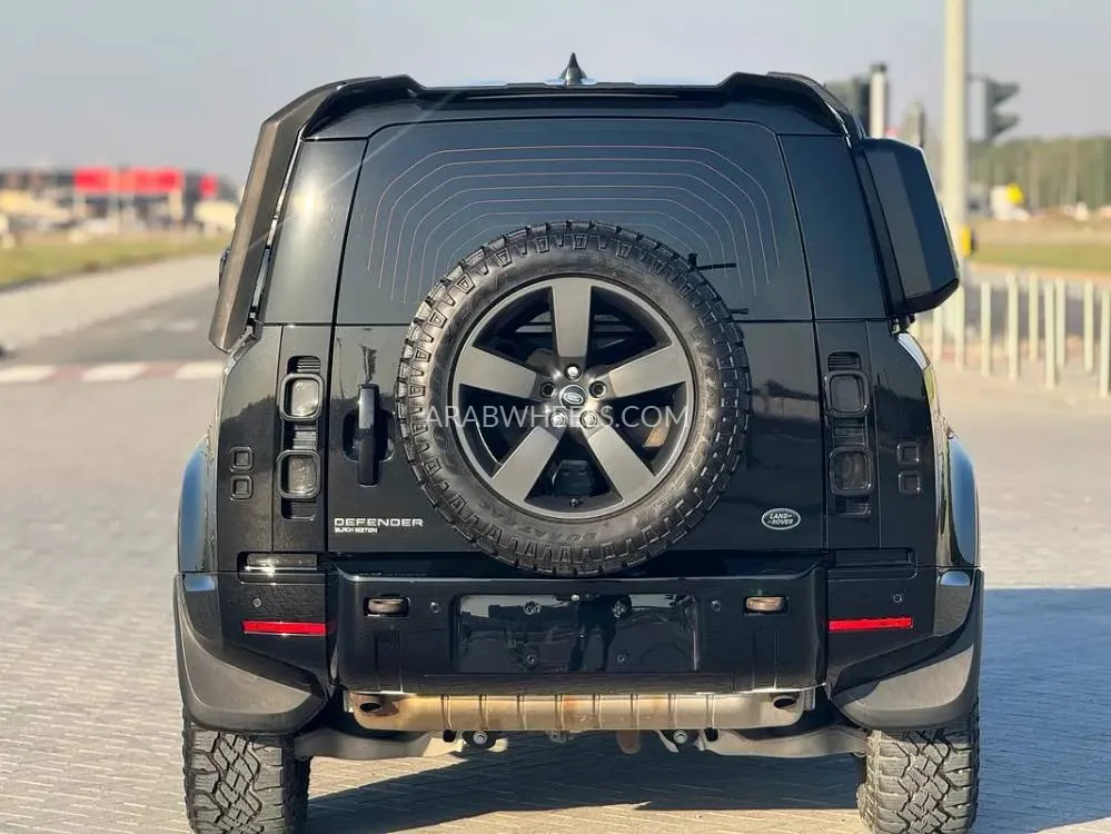 لاند روفر ديفندر 2023 for Sale in الشارقة Image-11