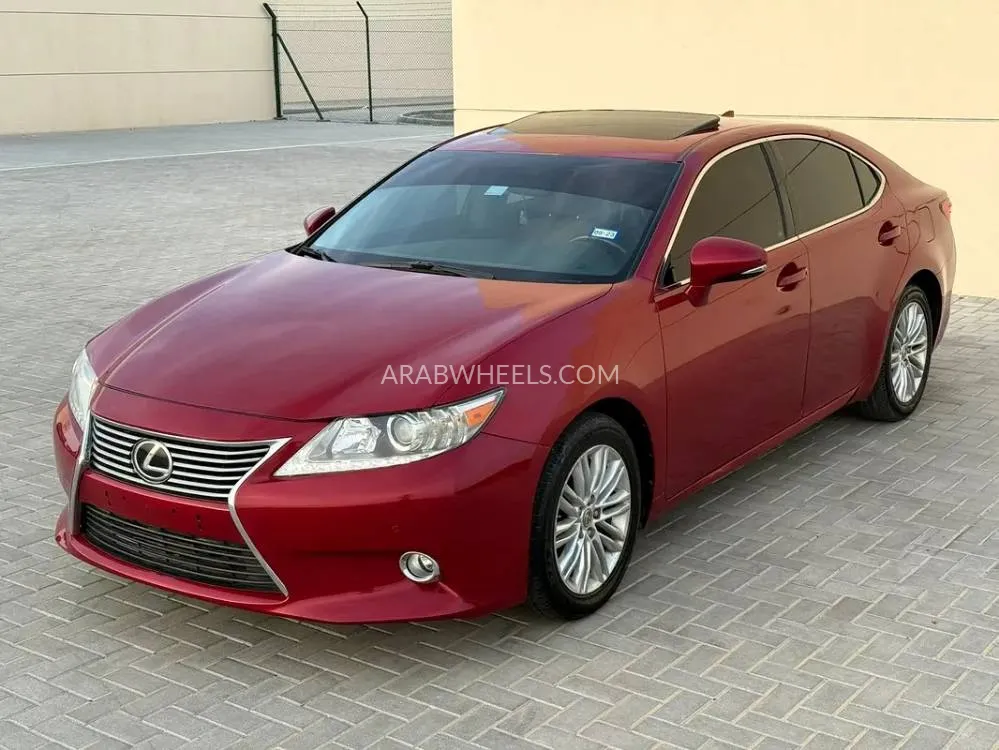 لكزس ES 2015 for Sale in دبي Image-18
