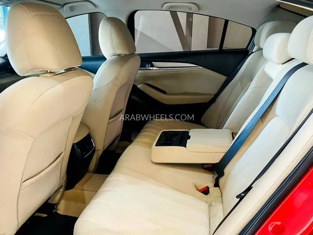 Mazda 6 2021 for Sale in Sharjah Image-8