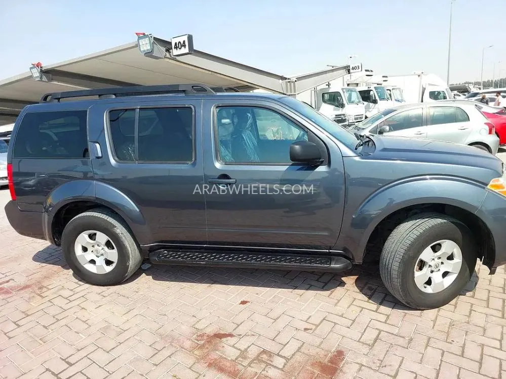 Nissan Pathfinder 2011 for Sale in Sharjah Image-6
