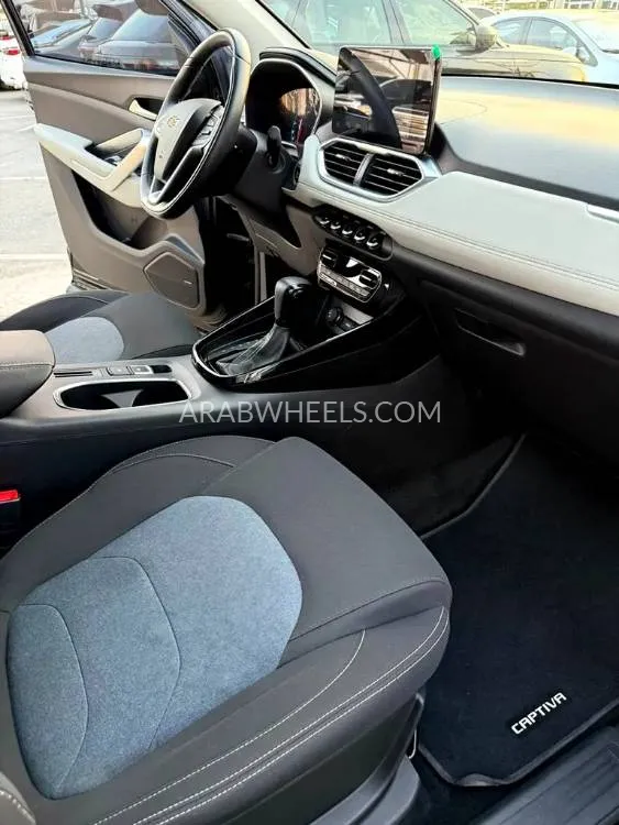 شيفروليه كابتيفا 2023 for Sale in الشارقة Image-17