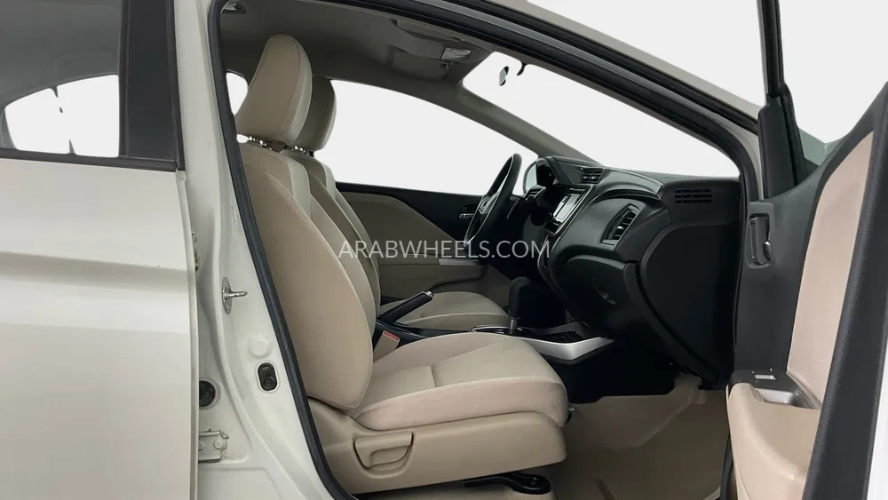 Honda City 2019 for Sale in Dubai Image-12
