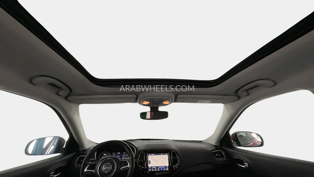 Jeep Compass 2018 for Sale in Sharjah Image-19