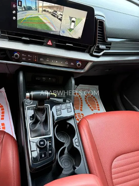 Kia Sportage 2023 for Sale in Ajman Image-3