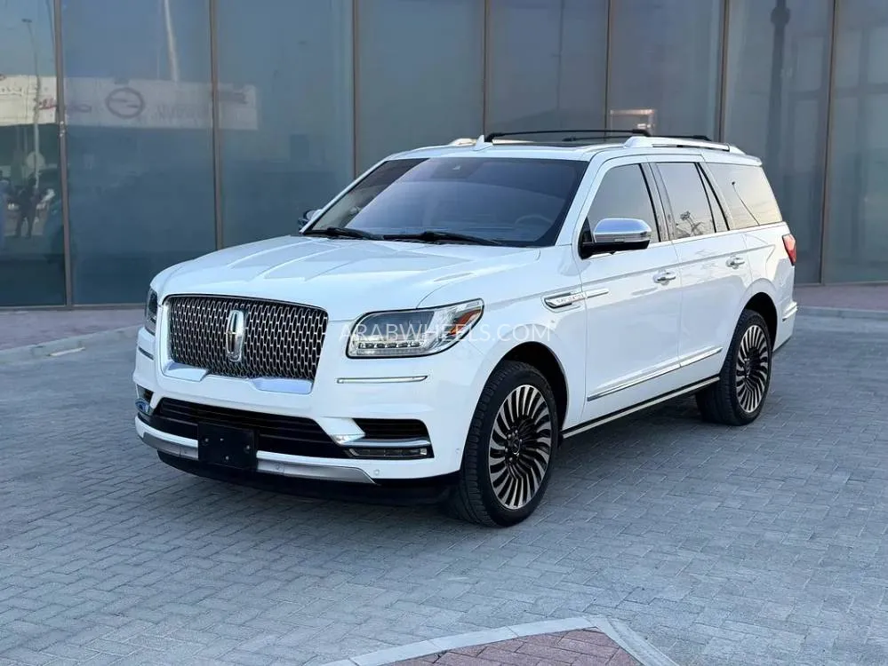 Lincoln Navigator 2020 for Sale in Abu Dhabi Image-5