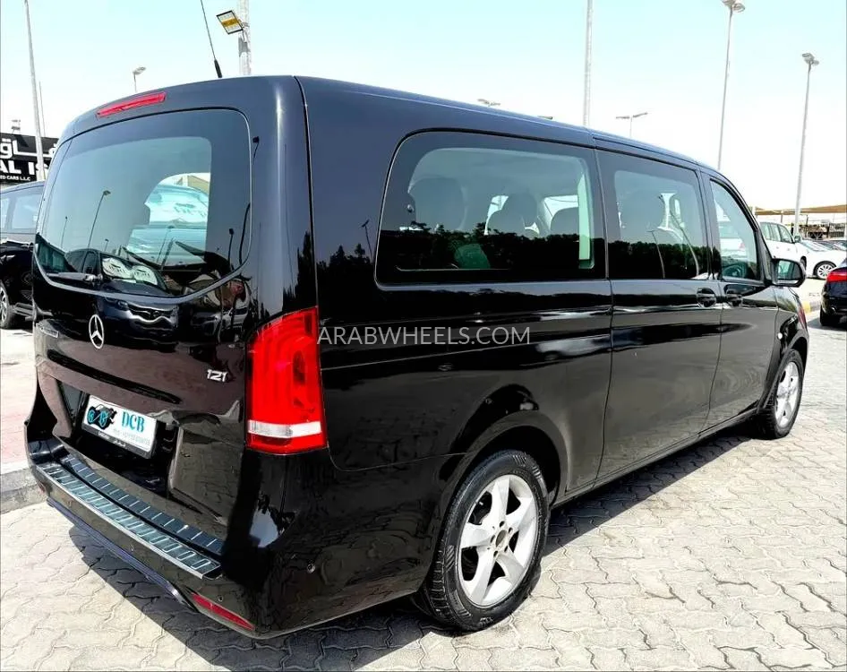 مرسيدس بنز فيتو 2020 for Sale in الشارقة Image-10