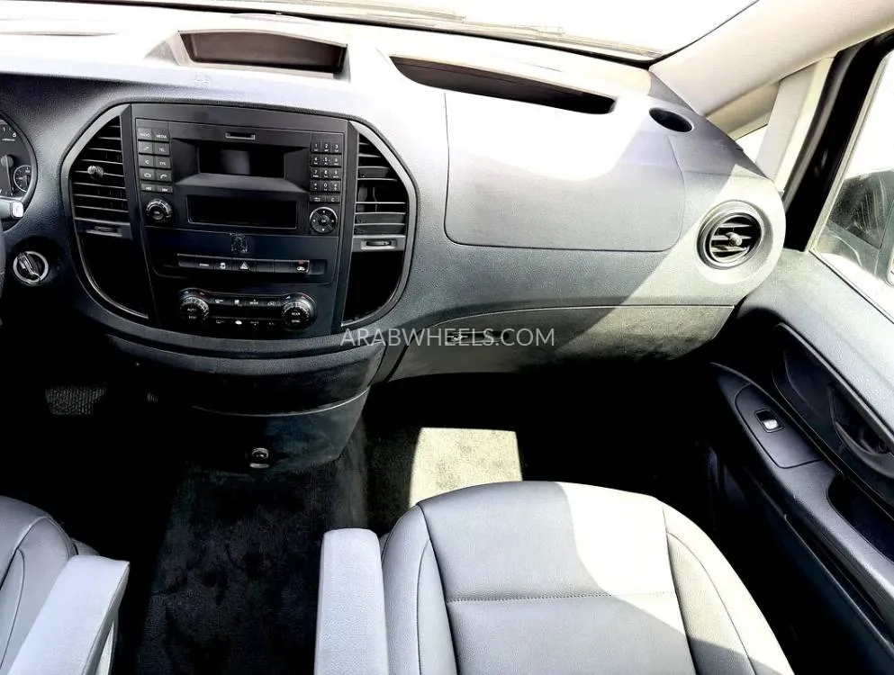 مرسيدس بنز فيتو 2020 for Sale in الشارقة Image-11