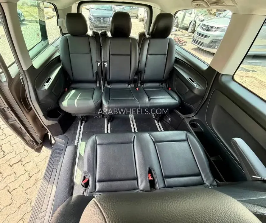 مرسيدس بنز فيتو 2020 for Sale in الشارقة Image-12