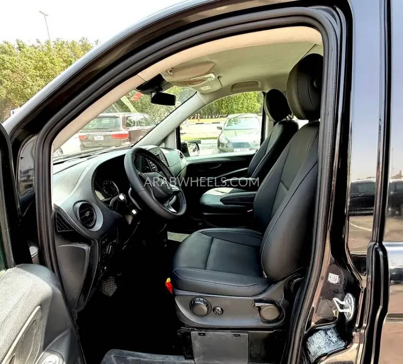 مرسيدس بنز فيتو 2020 for Sale in الشارقة Image-16