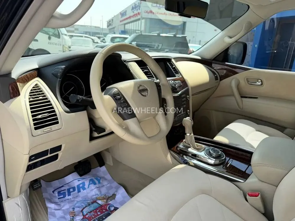 Nissan Patrol 2019 for Sale in Abu Dhabi Image-4