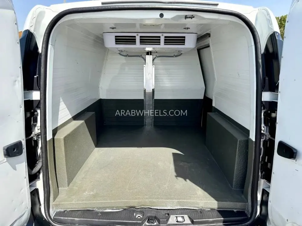 رينو إكسبريس فان 2024 for Sale in الشارقة Image-13