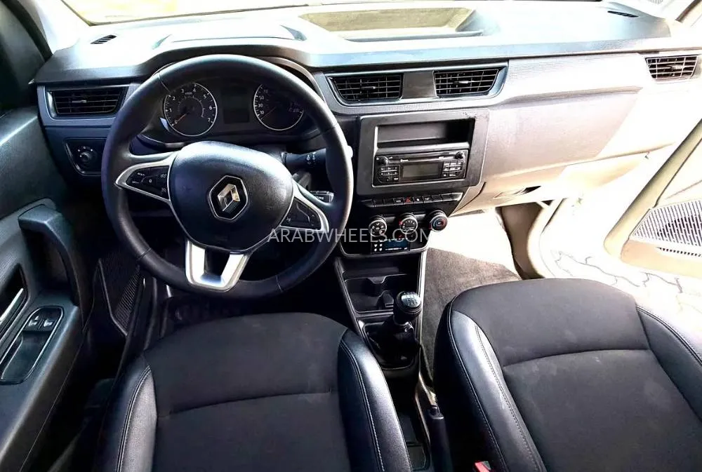 رينو إكسبريس فان 2024 for Sale in الشارقة Image-14