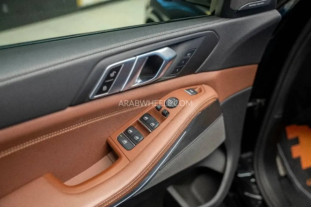 BMW iX5 2023 for Sale in Sharjah Image-6