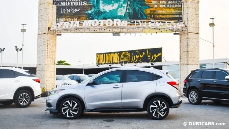 Honda HR-V 2019 for Sale in Ajman Image-5