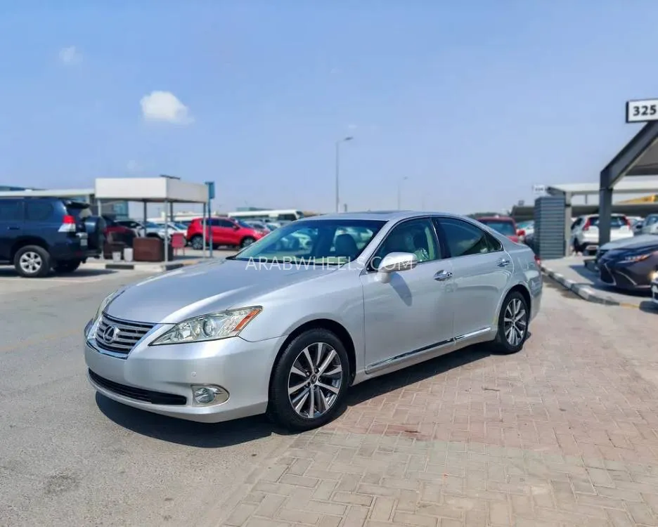 Lexus ES 2011 for Sale in Sharjah Image-10