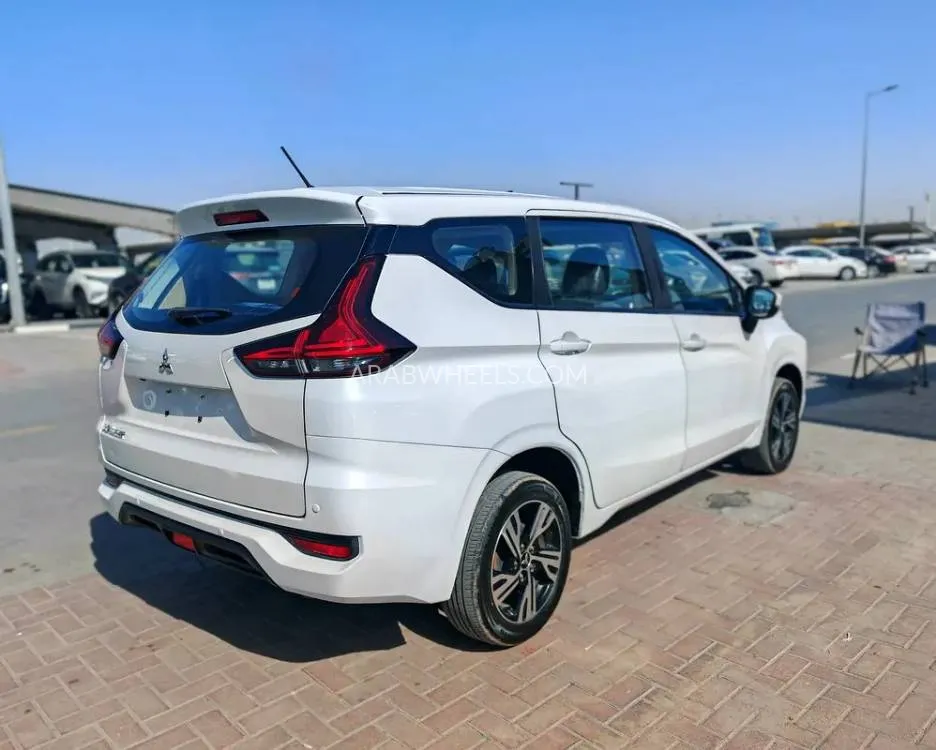 Mitsubishi Xpander 2022 for Sale in Sharjah Image-11