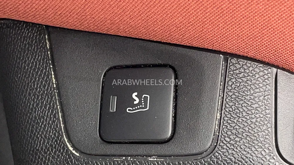 Peugeot 3008 2023 for Sale in Dubai Image-58